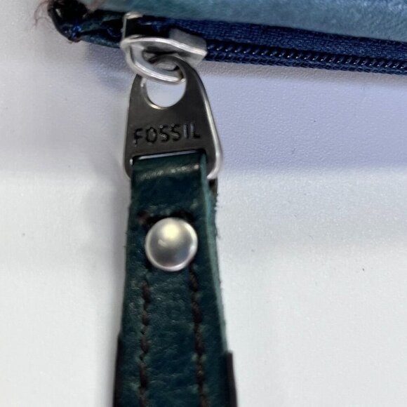 Fossil Maddox Leather Zip Around Wallet Clutch In Black Silver Trim - Picture 10 of 13